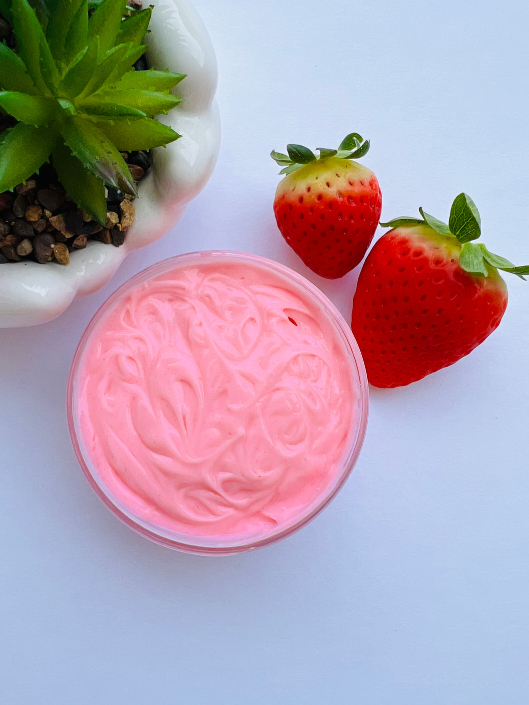 Mascarilla Fresa 🍓( 𝐋𝐢𝐦𝐢𝐭𝐞𝐝 𝐄𝐝𝐢𝐭𝐢𝐨𝐧)